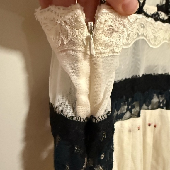 Free People New Romantics Ivory Boho Embroidered Lace Midi Dress Size 6 - Picture 5 of 13